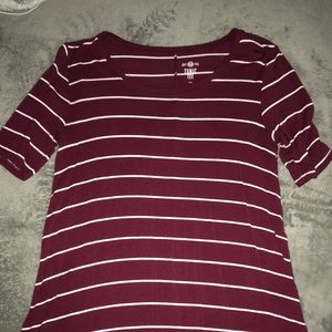 maroon tunic tee